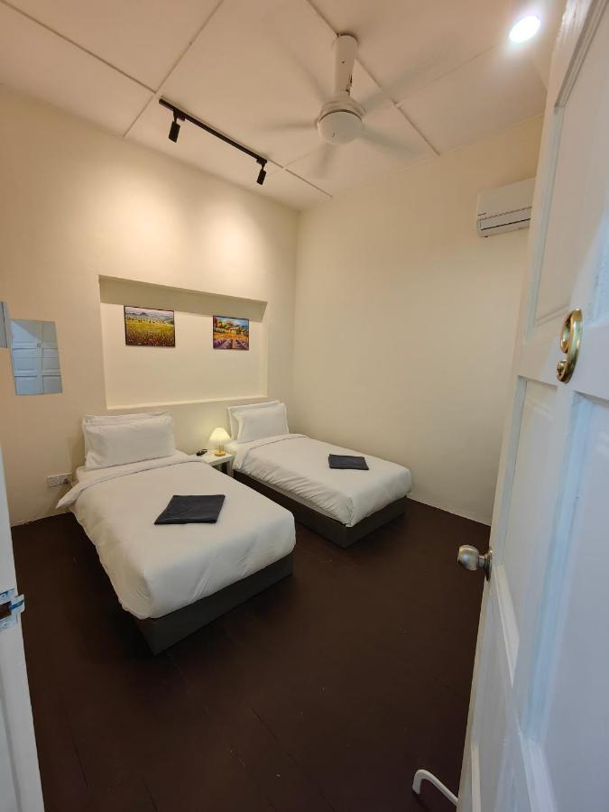 22A Hostel George Town Exterior photo