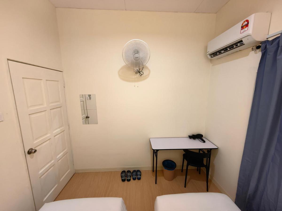 22A Hostel George Town Exterior photo